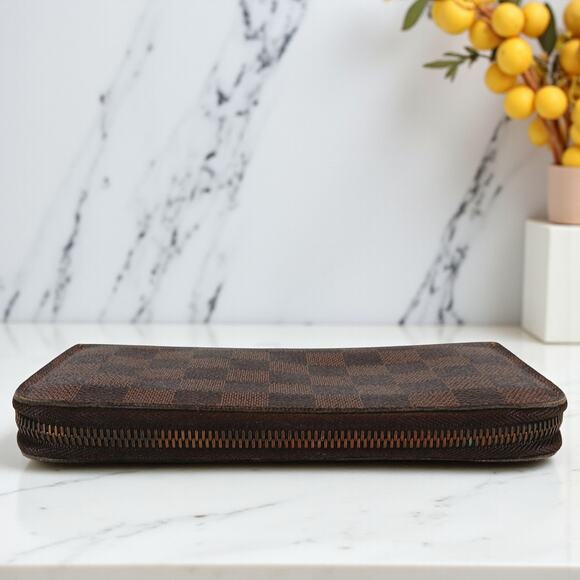 Louis Vuitton Damier Ebene Zippy Wallet - Picture 5 of 13